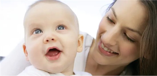 💡娃总爱“模仿”？这是学习能力的“信号”！